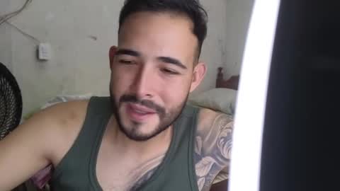 Snapshot of cris_simons chatting on 6, 3, 2025 cris_simons online show from 6, 3, 2025