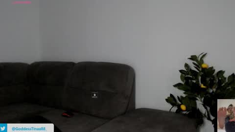 Snapshot of cris_tinne chatting on 27, 3, 2026 cris_tinne online show from 27, 3, 2026