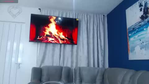 Snapshot of crisevanz18 chatting on 23, 2, 2025 Cris Evanz online show from 23, 2, 2025