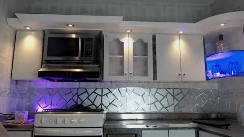 Cristina Onazis online show from 17, 3, 2026