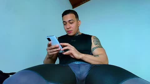 Cristopher online show from 11, 4, 2026