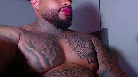 Snapshot of criss_zander202 chatting on 6, 12, 2024 criss zander online show from 6, 12, 2024