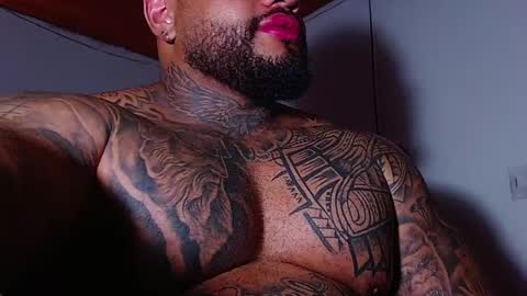 Snapshot of criss_zander202 chatting on 10, 12, 2024 criss zander online show from 10, 12, 2024