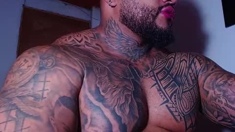 Snapshot of criss_zander202 chatting on 19, 12, 2024 criss zander online show from 19, 12, 2024