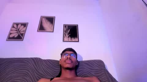 Snapshot of criss_zuri chatting on 5, 5, 2026 criss_zuri online show from 5, 5, 2026