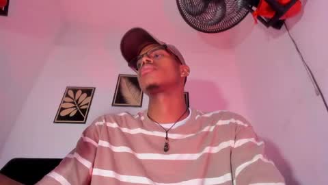 Snapshot of criss_zuri chatting on 20, 5, 2026 criss_zuri online show from 20, 5, 2026