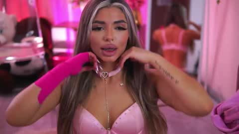 Snapshot of crisstyblair chatting on 24, 4, 2026 Crissy online show from 24, 4, 2026