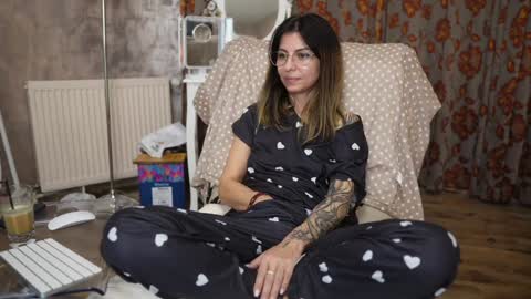 crissy_love online show from 25, 1, 2025