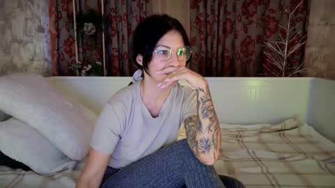 crissy_love online show from 17, 9, 2025
