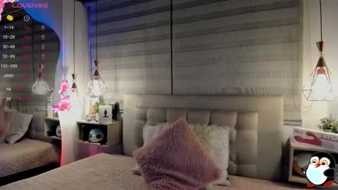 Snapshot of cristal__hot_1 chatting on 20, 11, 2025 Cristal online show from 20, 11, 2025