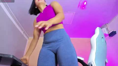 Snapshot of cristal_crossfit chatting on 20, 3, 2026 Cristal online show from 20, 3, 2026