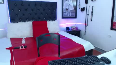 Snapshot of cristal_deep chatting on 27, 6, 2026 cristal_deep online show from 27, 6, 2026