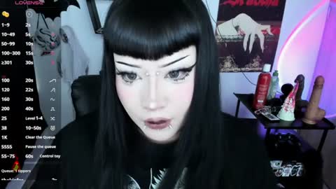 Snapshot of cristal_kosh chatting on 10, 7, 2026 Cris online show from 10, 7, 2026