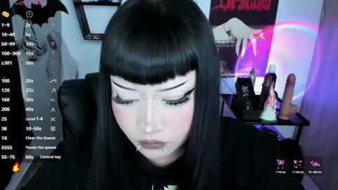 Snapshot of cristal_kosh chatting on 17, 7, 2026 Cris online show from 17, 7, 2026
