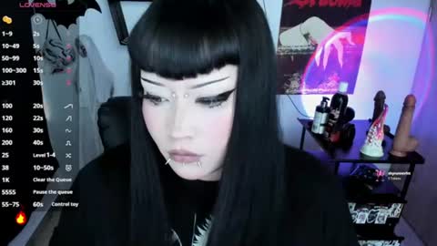 Snapshot of cristal_kosh chatting on 23, 7, 2026 Cris online show from 23, 7, 2026