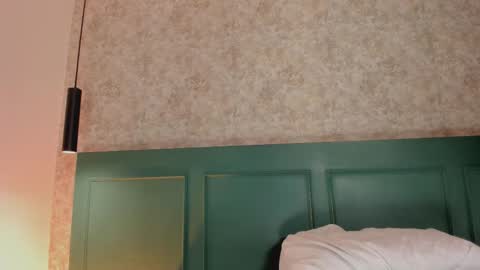 Snapshot of cristal_roberts_ chatting on 3, 10, 2025 Cristal online show from 3, 10, 2025