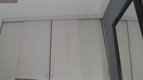 Cristal  online show from 24, 11, 2025