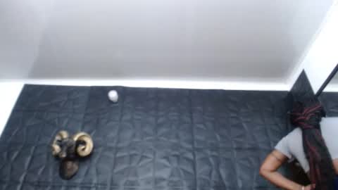 Hanna  online show from 15, 12, 2025