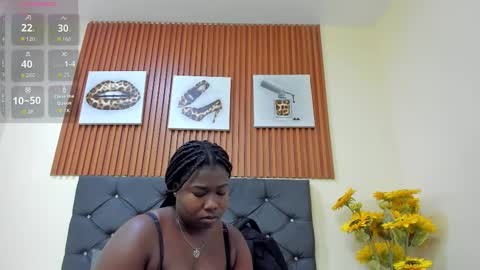Snapshot of cristale69 chatting on 14, 10, 2025 cristale69 online show from 14, 10, 2025