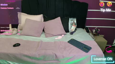 Snapshot of cristalmillf chatting on 24, 1, 2025 CRISTAL MILF online show from 24, 1, 2025