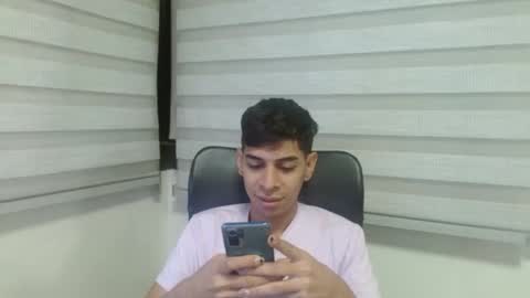 Snapshot of cristhian_slytherin chatting on 28, 9, 2025 cristhian online show from 28, 9, 2025