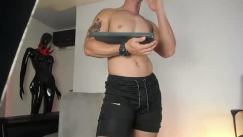 Snapshot of cristhian_wolf1 chatting on 15, 6, 2026 CRIS online show from 15, 6, 2026