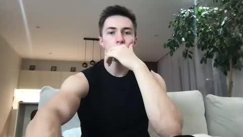 Snapshot of cristianovilla chatting on 3, 2, 2025 CristianoHailey online show from 3, 2, 2025