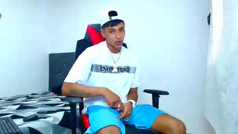 cristian online show from 8, 4, 2026