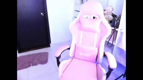 Snapshot of cristinasweet7 chatting on 15, 4, 2026 cristinasweet7 online show from 15, 4, 2026