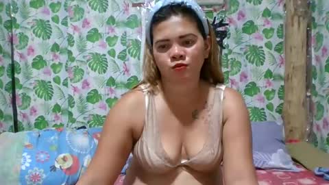 Snapshot of cristine316 chatting on 24, 2, 2025 cristine316 online show from 24, 2, 2025