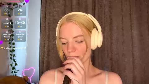 Snapshot of cristinekondo chatting on 24, 6, 2026 Marry online show from 24, 6, 2026