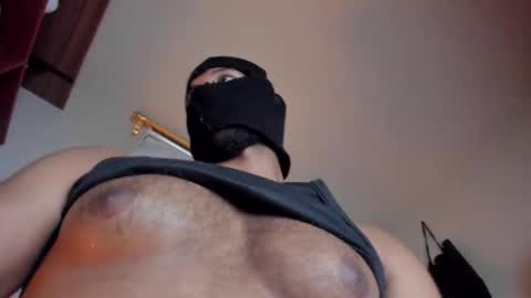 Snapshot of criston_monrrone chatting on 18, 10, 2025 Criston online show from 18, 10, 2025