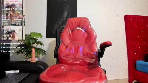 cristopher23  online show from 20, 1, 2025