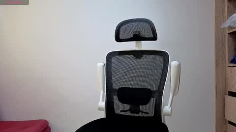 cristopher23  online show from 9, 10, 2025