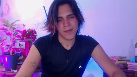 Snapshot of cristopher_069 chatting on 16, 1, 2025 Cristopher online show from 16, 1, 2025