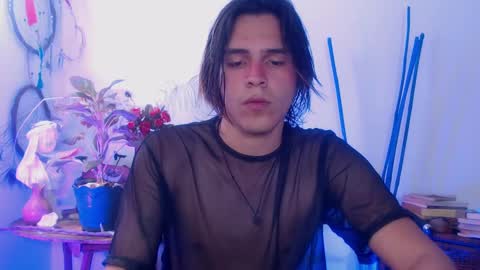 Snapshot of cristopher_069 chatting on 18, 1, 2025 Cristopher online show from 18, 1, 2025