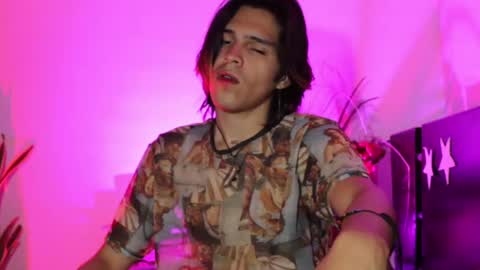 Snapshot of cristopher_069 chatting on 24, 2, 2025 Cristopher online show from 24, 2, 2025