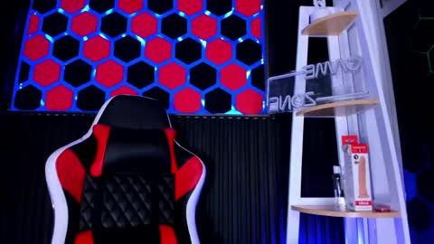 Snapshot of cristopher_wild chatting on 15, 4, 2026 Cristopher online show from 15, 4, 2026