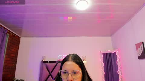 Snapshot of cristy_tay chatting on 1, 5, 2026 cristy_tay online show from 1, 5, 2026