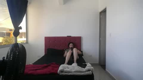 crisyoha4020 online show from 26, 11, 2025