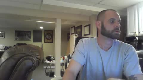 Snapshot of crm400 chatting on 9, 9, 2025 billybasement online show from 9, 9, 2025