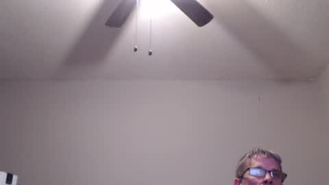 Snapshot of crownandkat chatting on 11, 1, 2026 Crownandkat online show from 11, 1, 2026