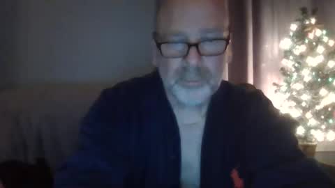 Snapshot of cruising_guy chatting on 19, 4, 2026 fun guy online show from 19, 4, 2026