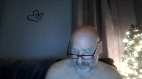 Snapshot of cruising_guy chatting on 1, 7, 2026 fun guy online show from 1, 7, 2026
