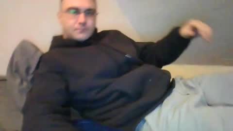 Snapshot of crush380 chatting on 8, 3, 2025 Crush380 online show from 8, 3, 2025