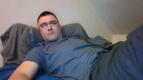 Snapshot of crush380 chatting on 12, 3, 2025 Crush380 online show from 12, 3, 2025