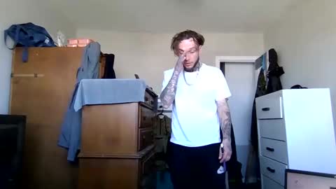 cruz815 online show from 7, 4, 2026