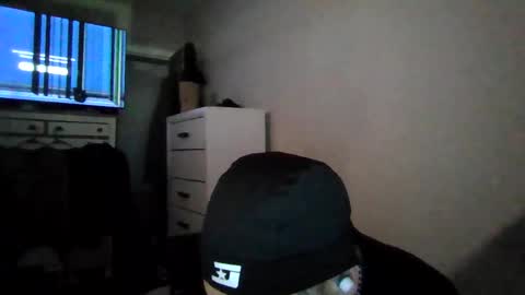 cruz815 online show from 8, 4, 2026