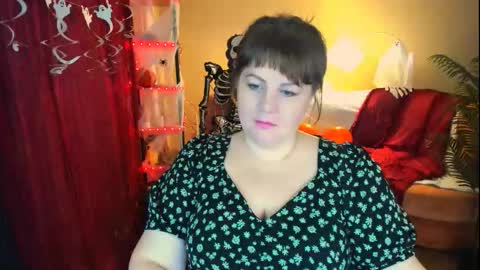Snapshot of crystaalstaar chatting on 23, 10, 2025 Anna online show from 23, 10, 2025