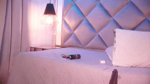 crystal_gilton online show from 11, 3, 2026